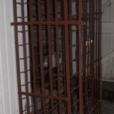 Metal wine cellar model cage