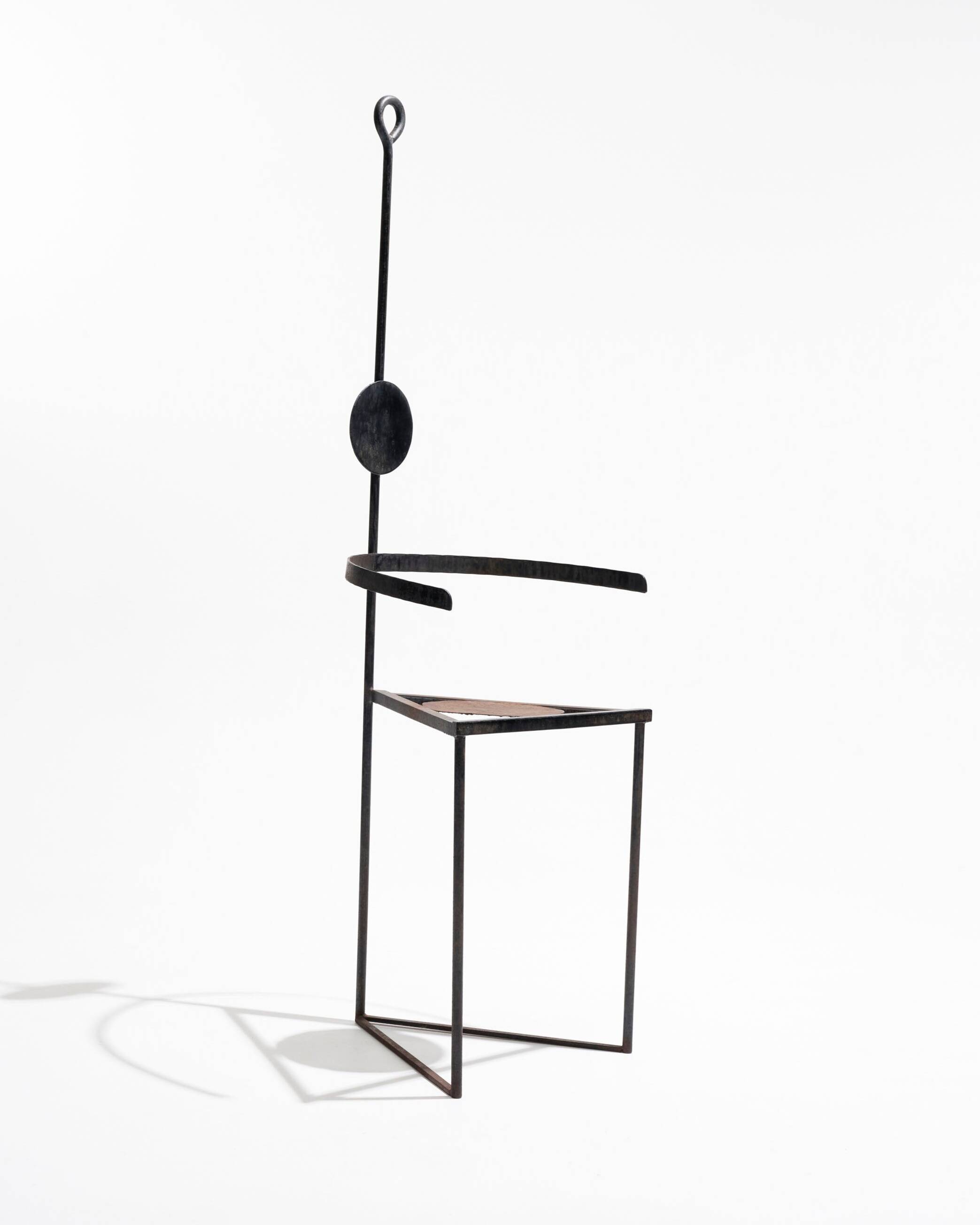 Chaise sculpturale en acier, 1980s