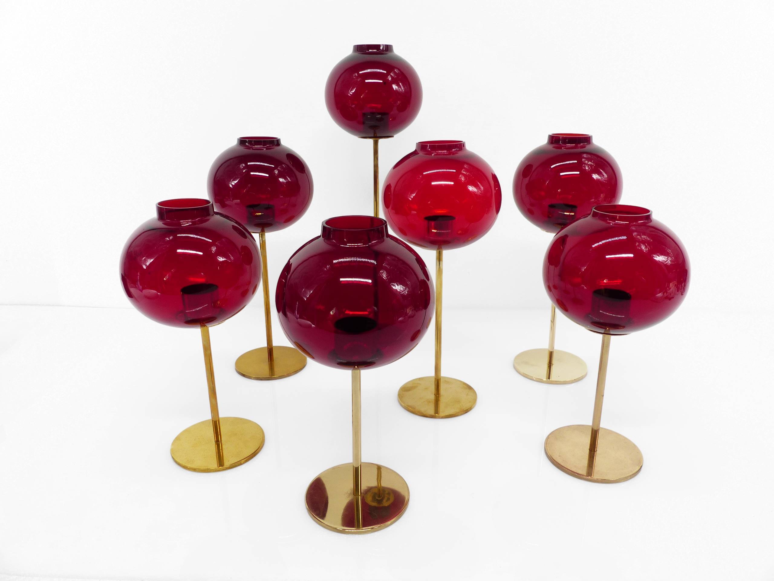 Set of 7 Hans-Agne Jakobsson AB Markaryd NR135 red tealight holders, Sweden, c