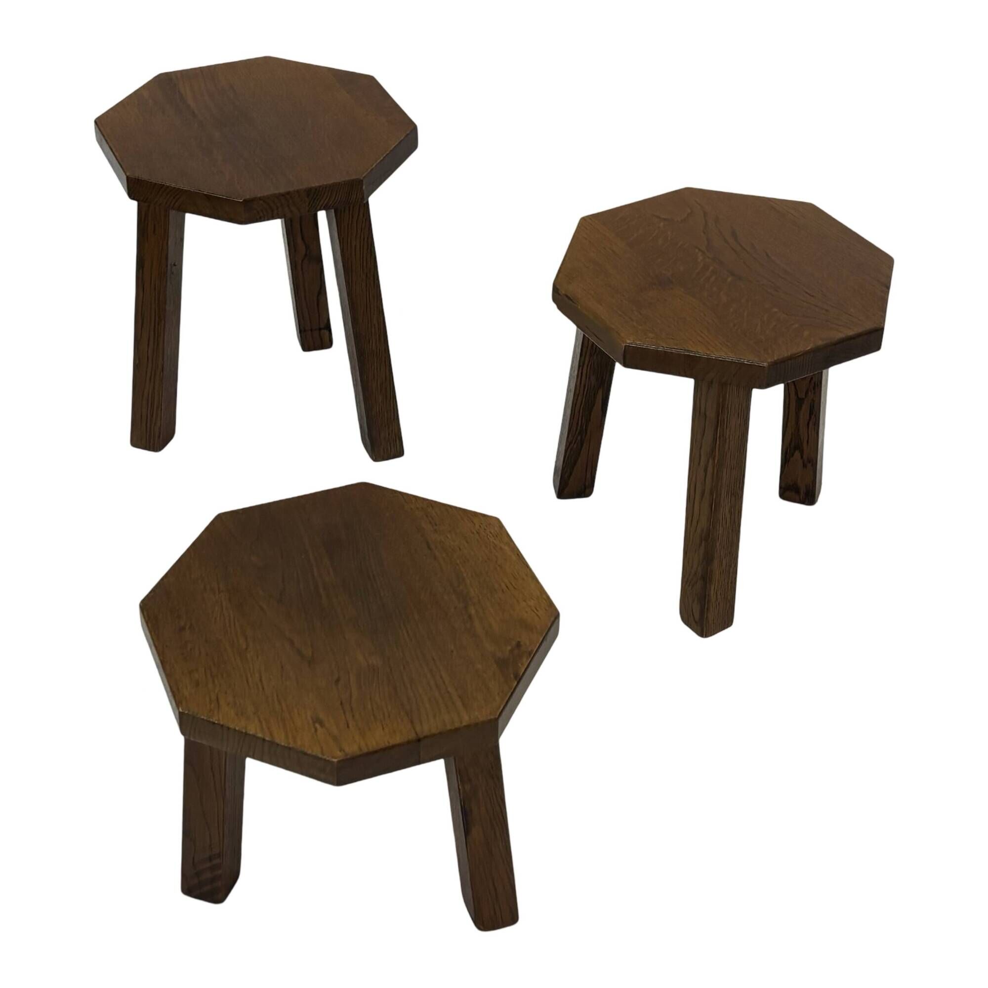 Tables d'appoint hexagonales brutalistes en chêne, années 1950, lot de 3
