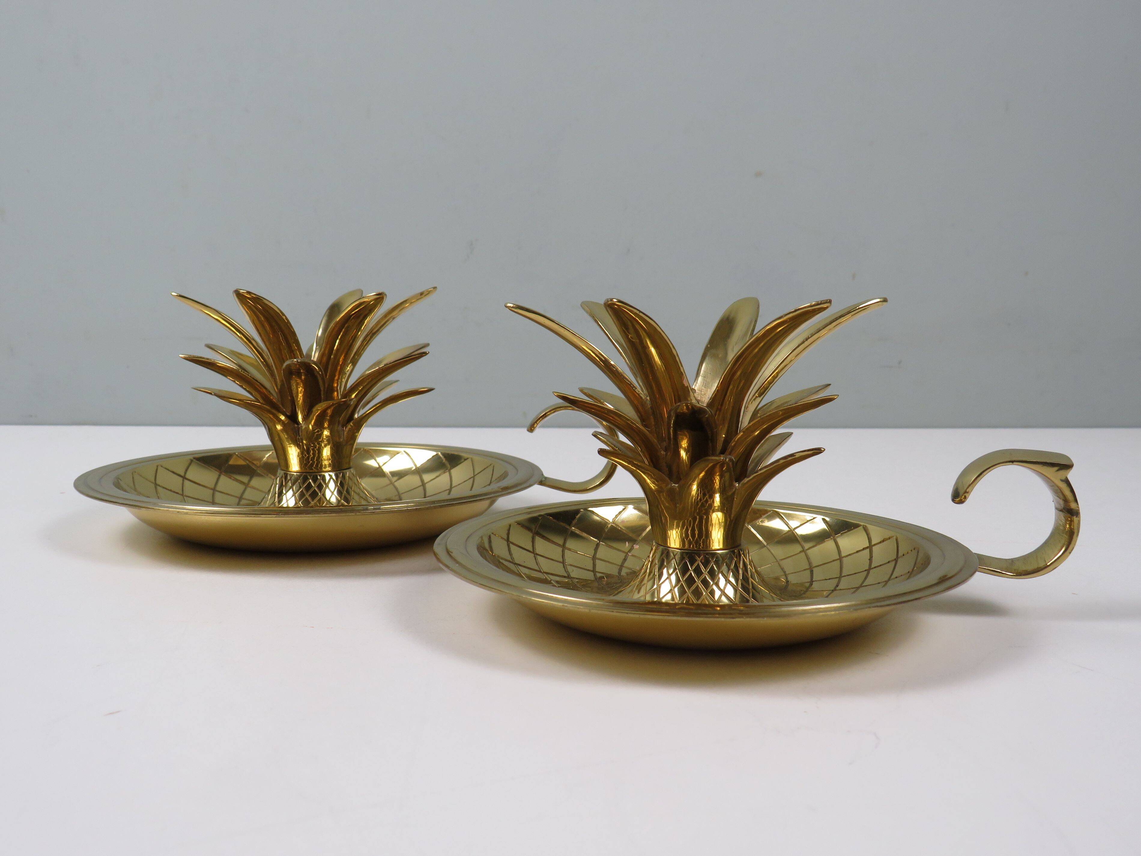 Elegant pineapple candlesticks in lacquered brass 1970-1980