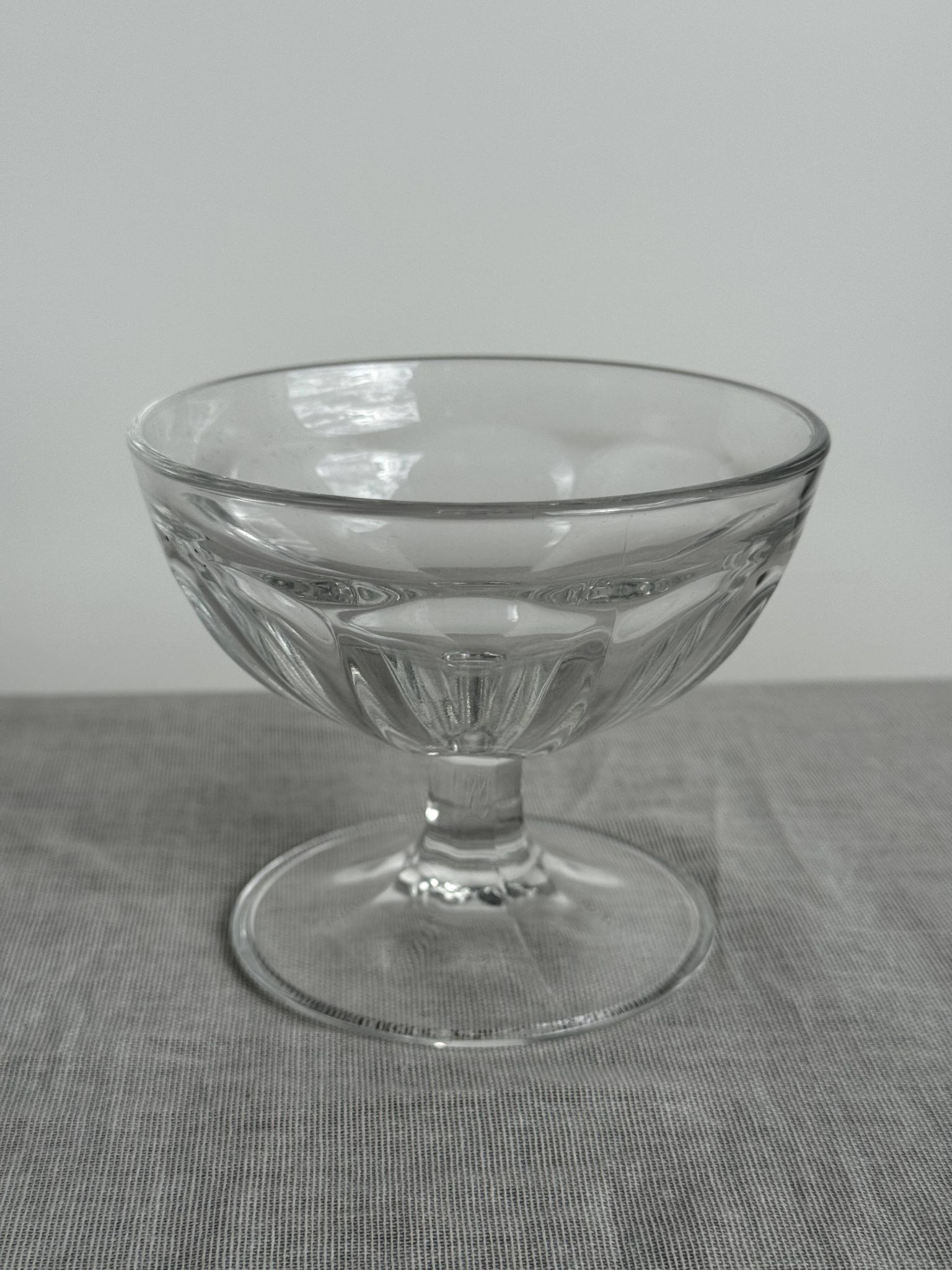 Set of 10 small vintage glass ice cream bowls.