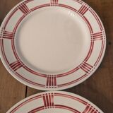 Huit assiettes plates Badonviller