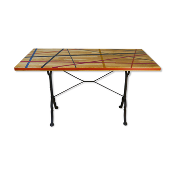 Bistro table