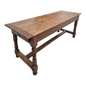 Rustic Burgundy farmhouse table from the 18th century in solid oak.