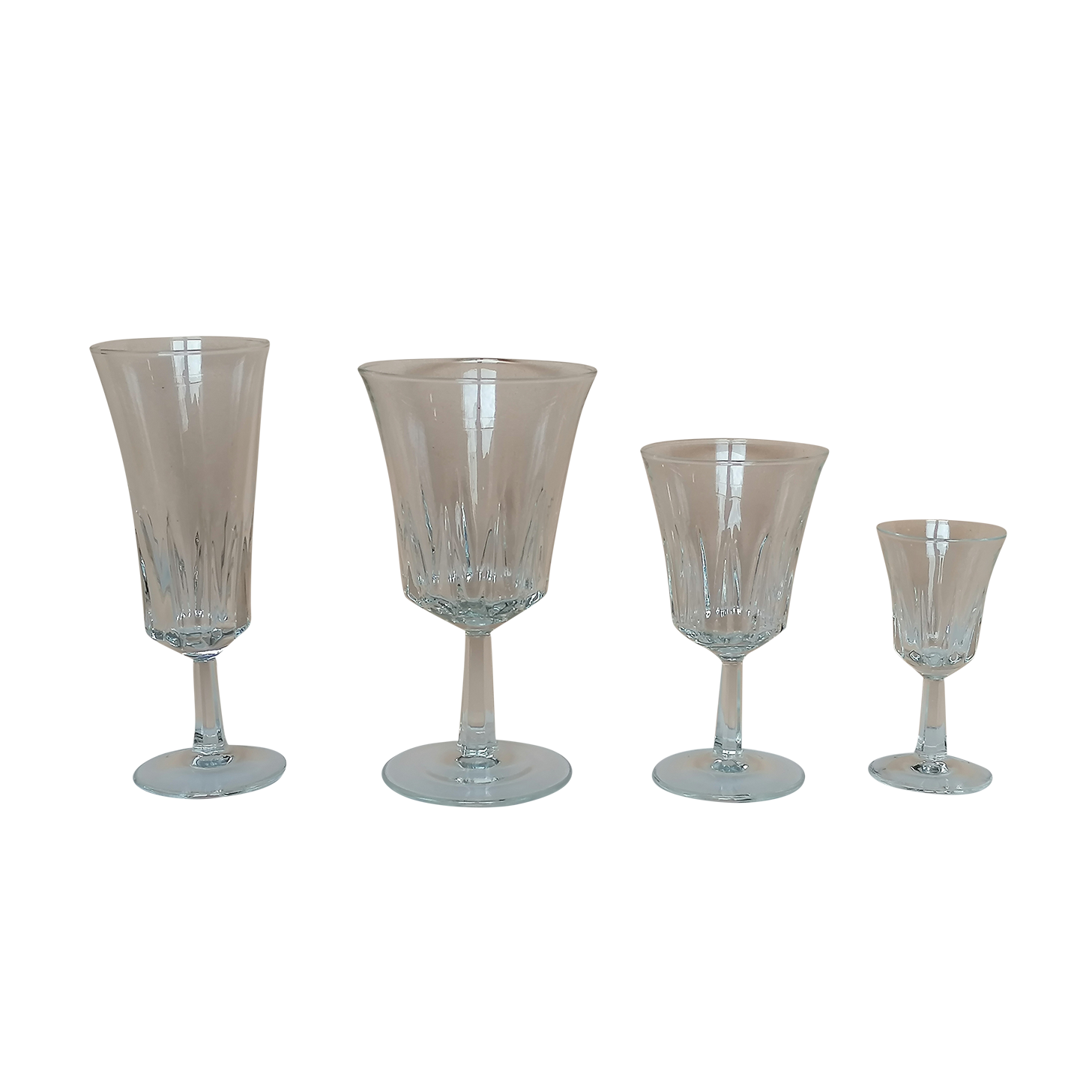 Service 24 pieces vintage foot glasses 70s