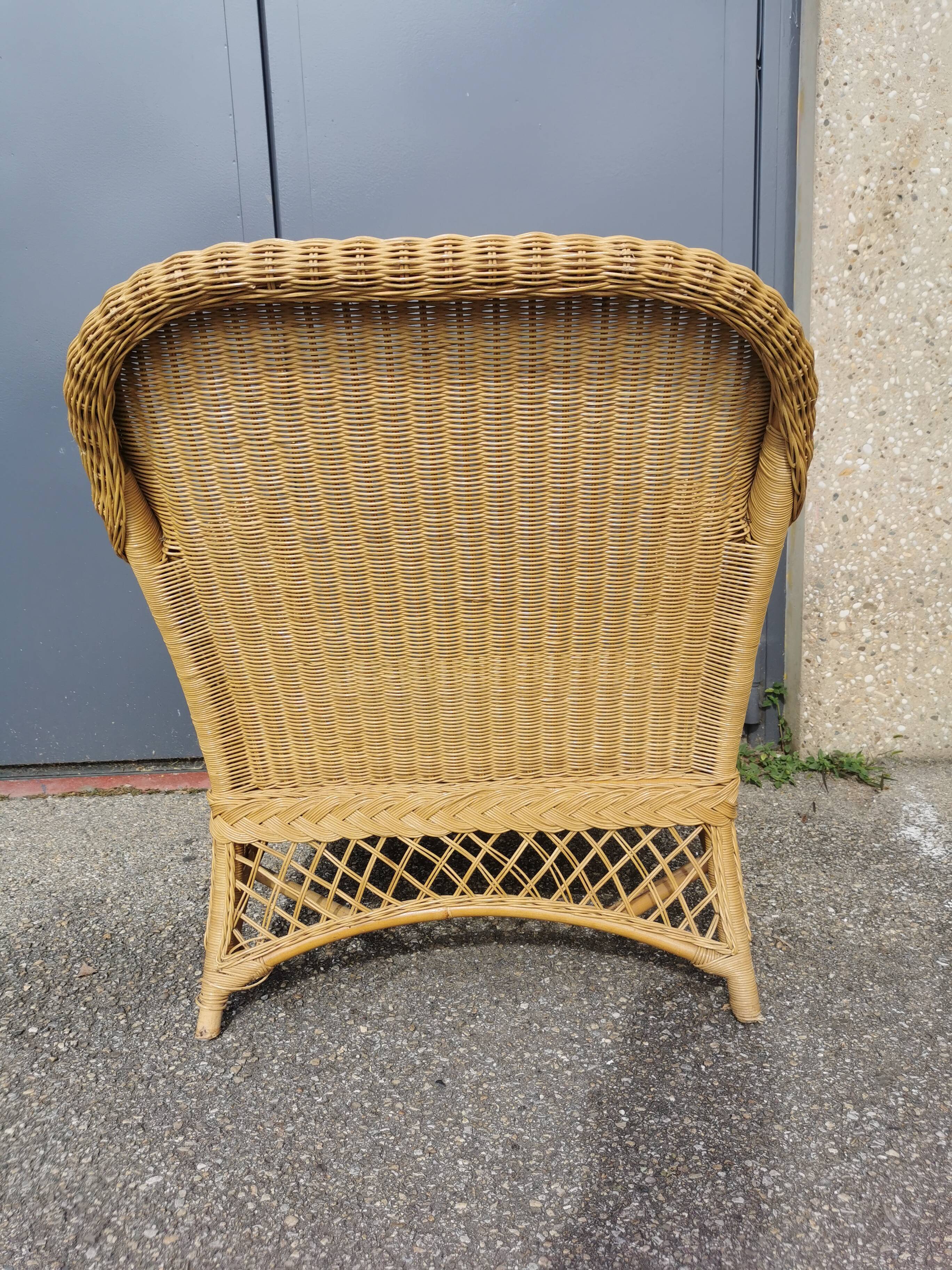 Complete rattan lounge from the 1950s