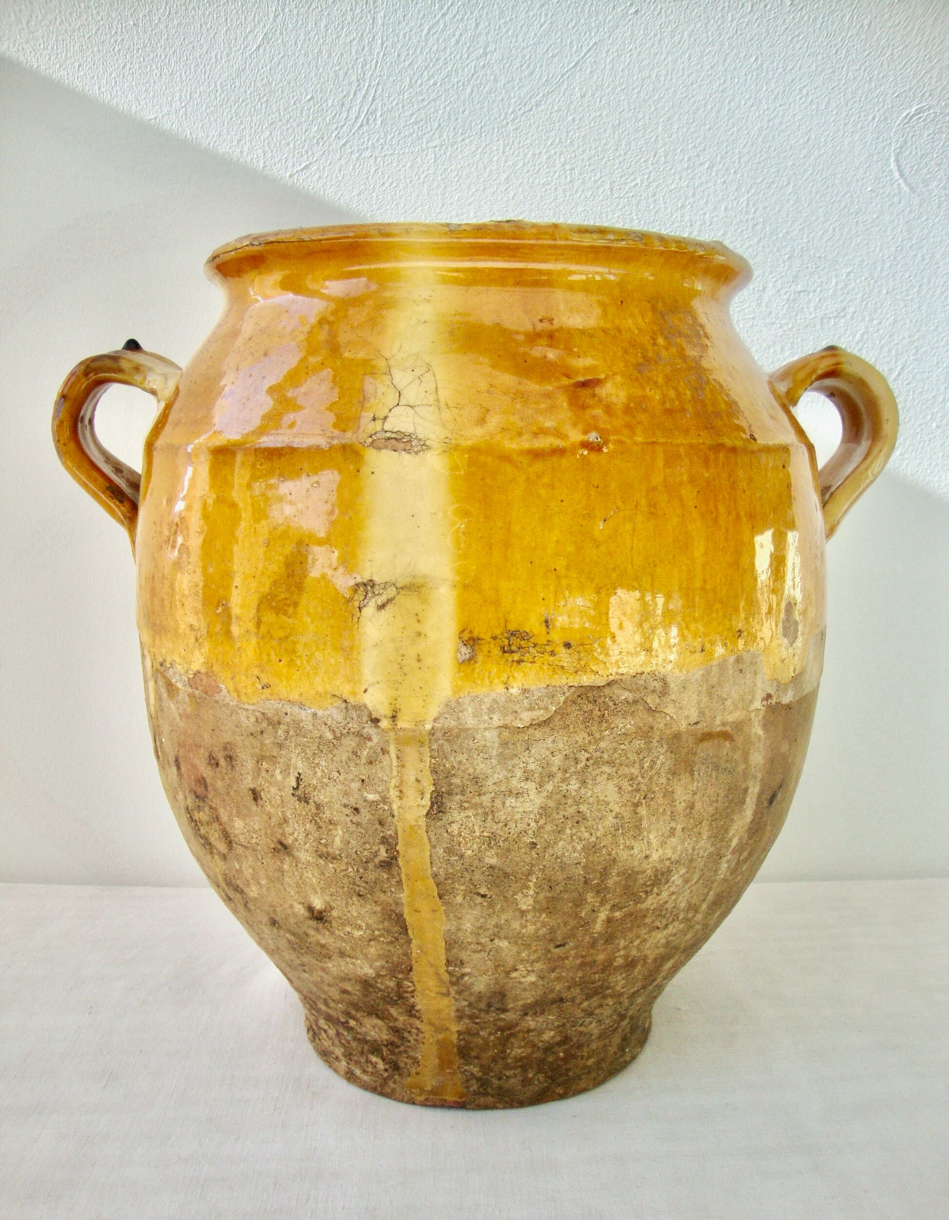 Ancient pot or Provencal jar