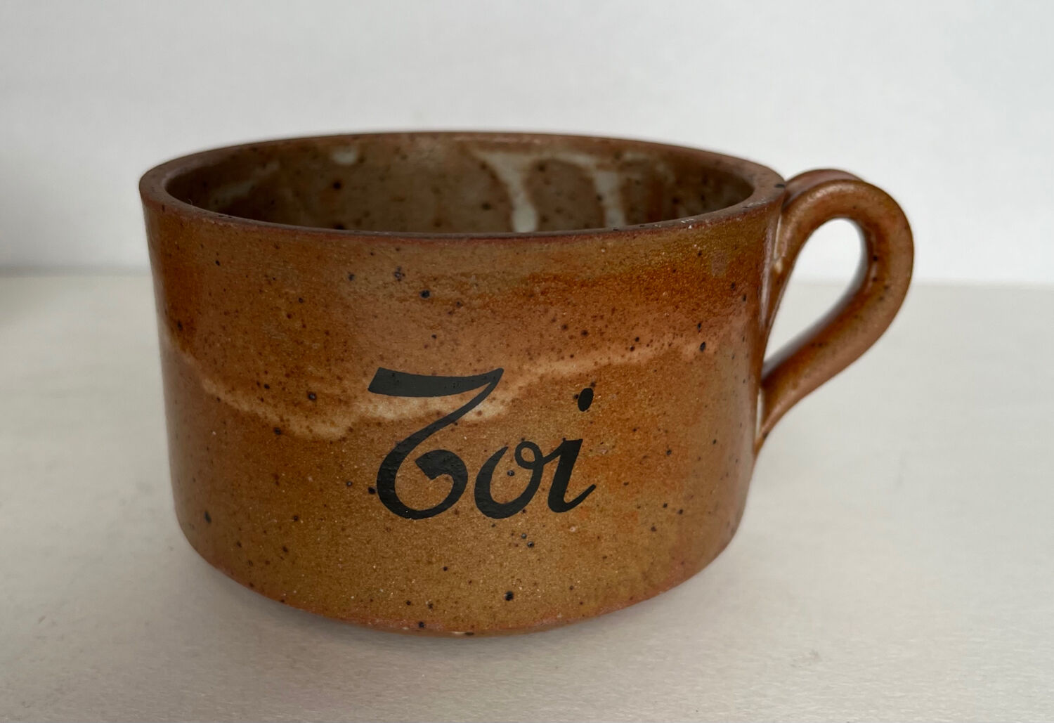 2 grandes tasses en grès