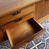 Buffet moderne du milieu du siècle – Meubles Stonehill