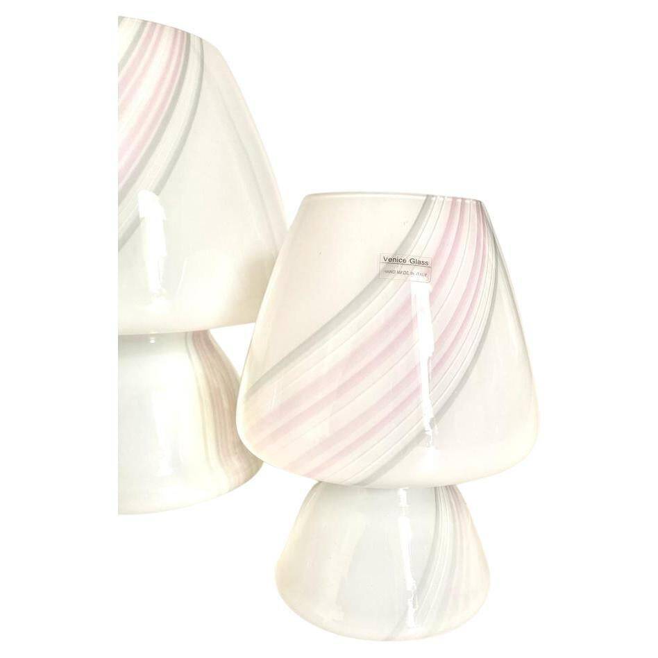 Vintage Murano mushroom table lamps, set of three, Maestri Muranesi, Italy 1970s