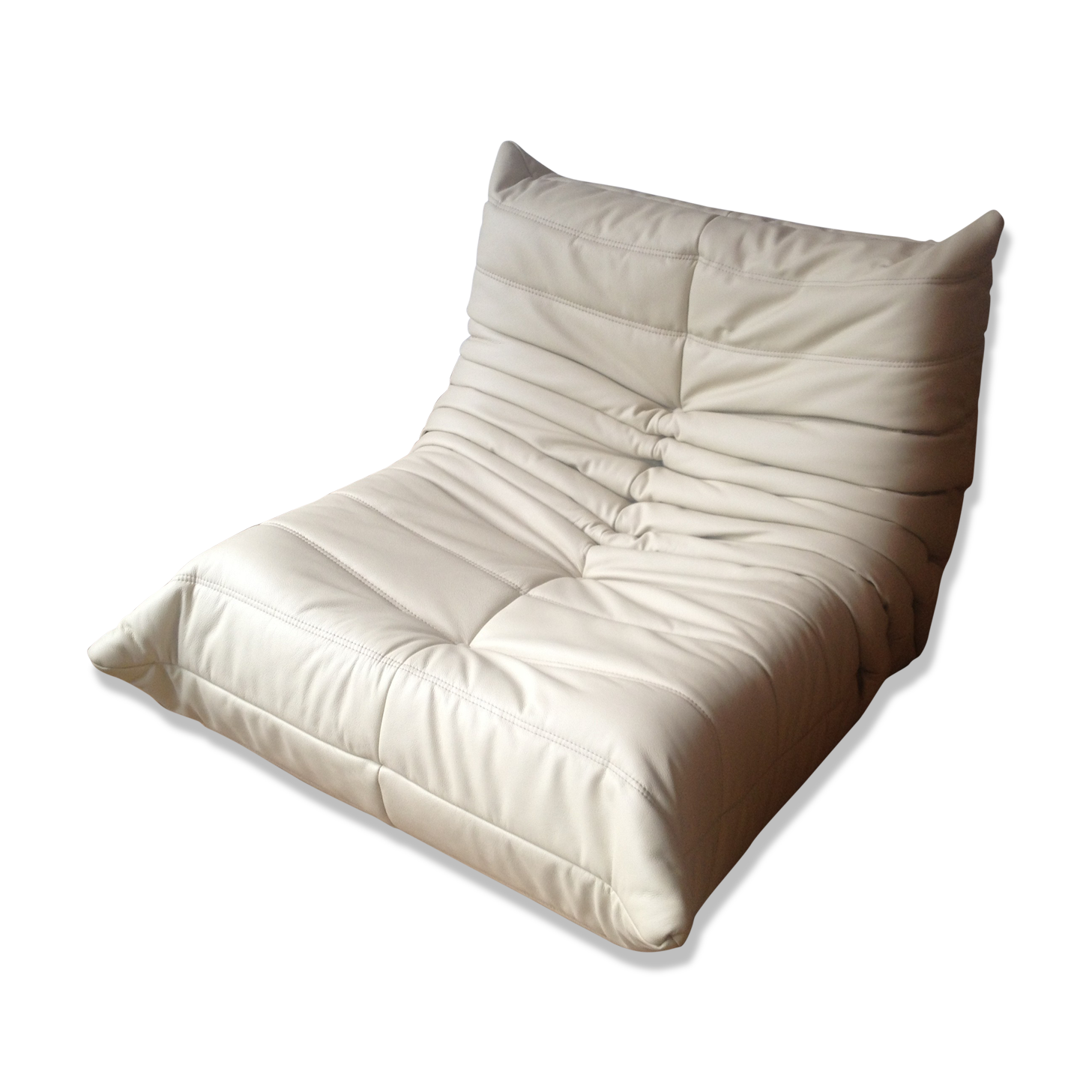 "Togo" chair leather model designed by Michel Ducaroy 1973