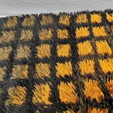 Rya wool rug, designed by the world-famous Verner Panton (1926-1998)