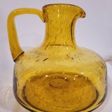 Carafe en verre bullé ambrée
