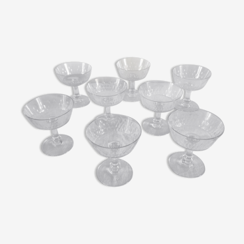 8 coupes à champagne cristal Baccarat Richelieu