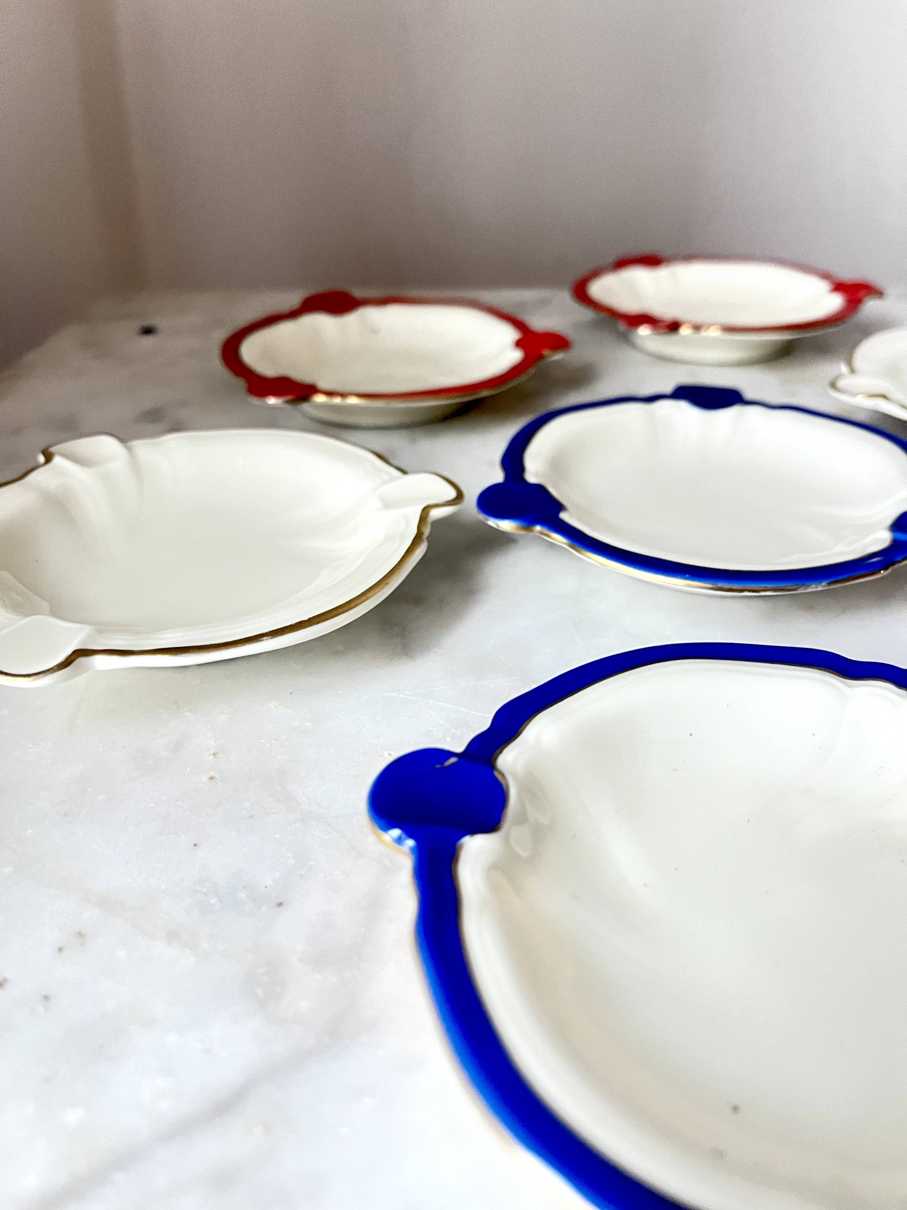 Cendrier en céramique vintage Rosenthal Elfenbein Kronach, série Miramar avec rouge