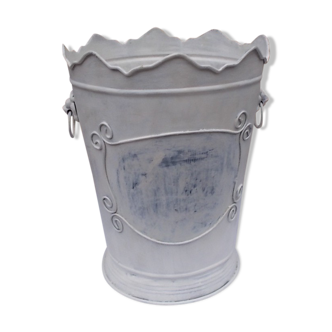 Seau pot de fleurs fer blanc vintage