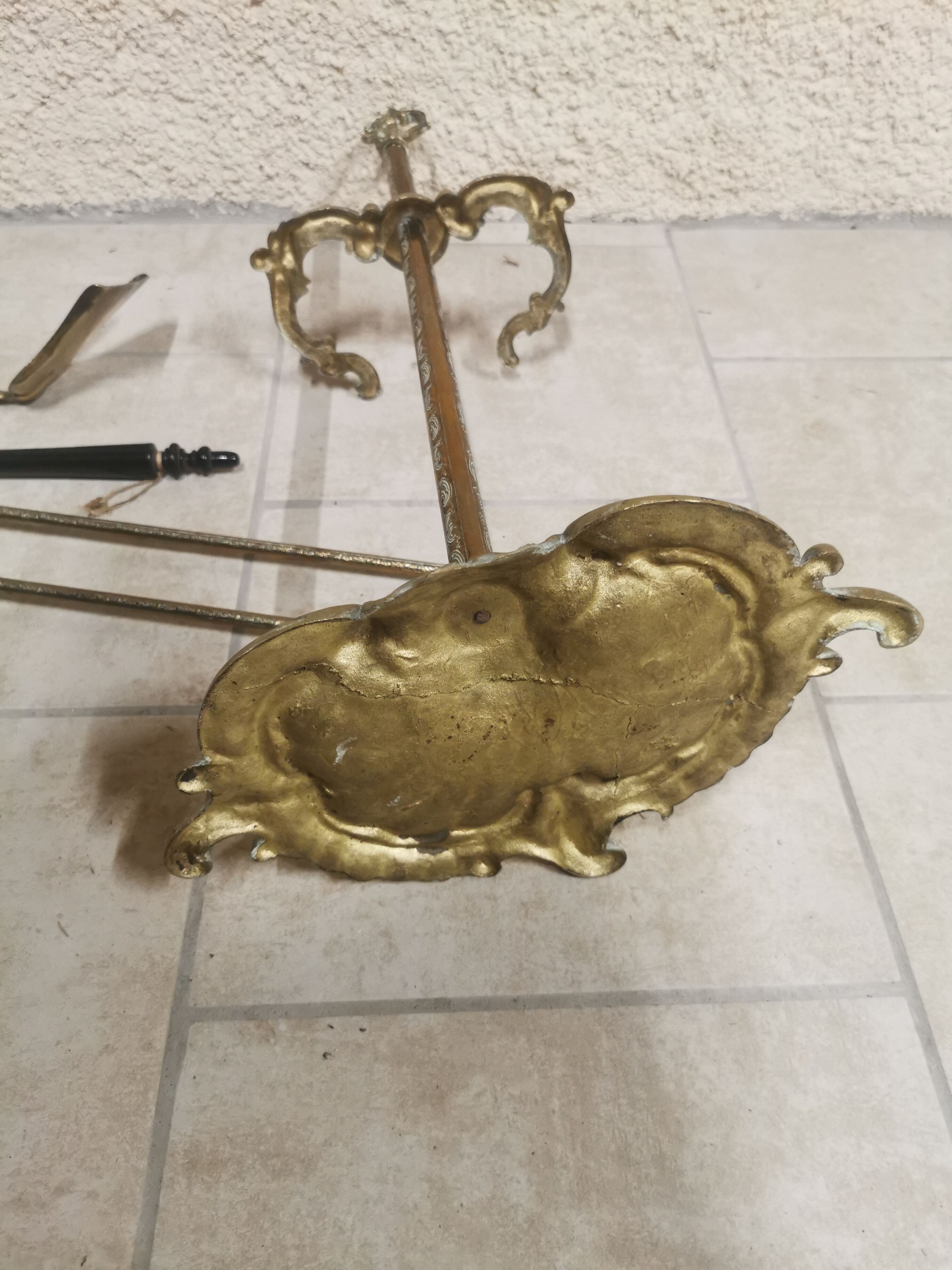 Serviteur de cheminée bronze doré