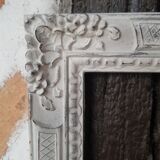 Linen patinated molded frame