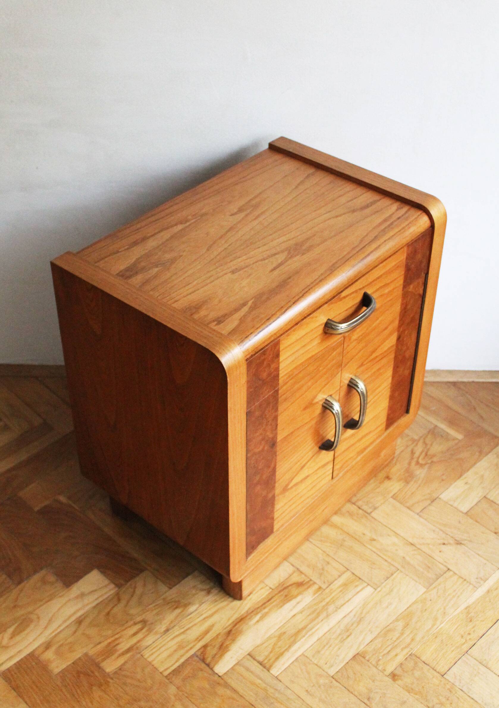 Pair of 1930s Art Deco bedside tables