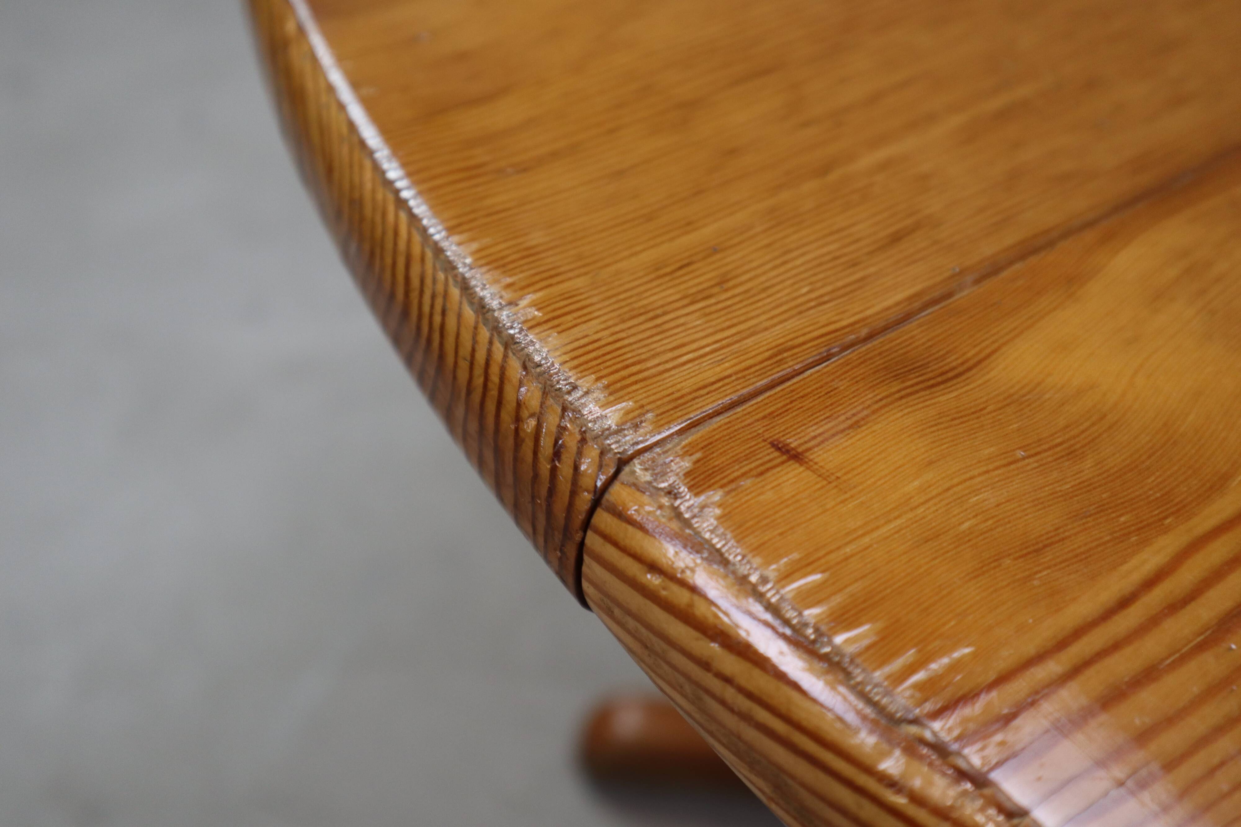 Scandinavian solid pine extendable dining table