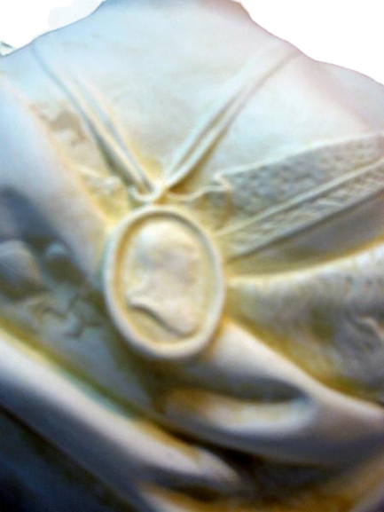 Bust marie Antoinette patina sand H54cm