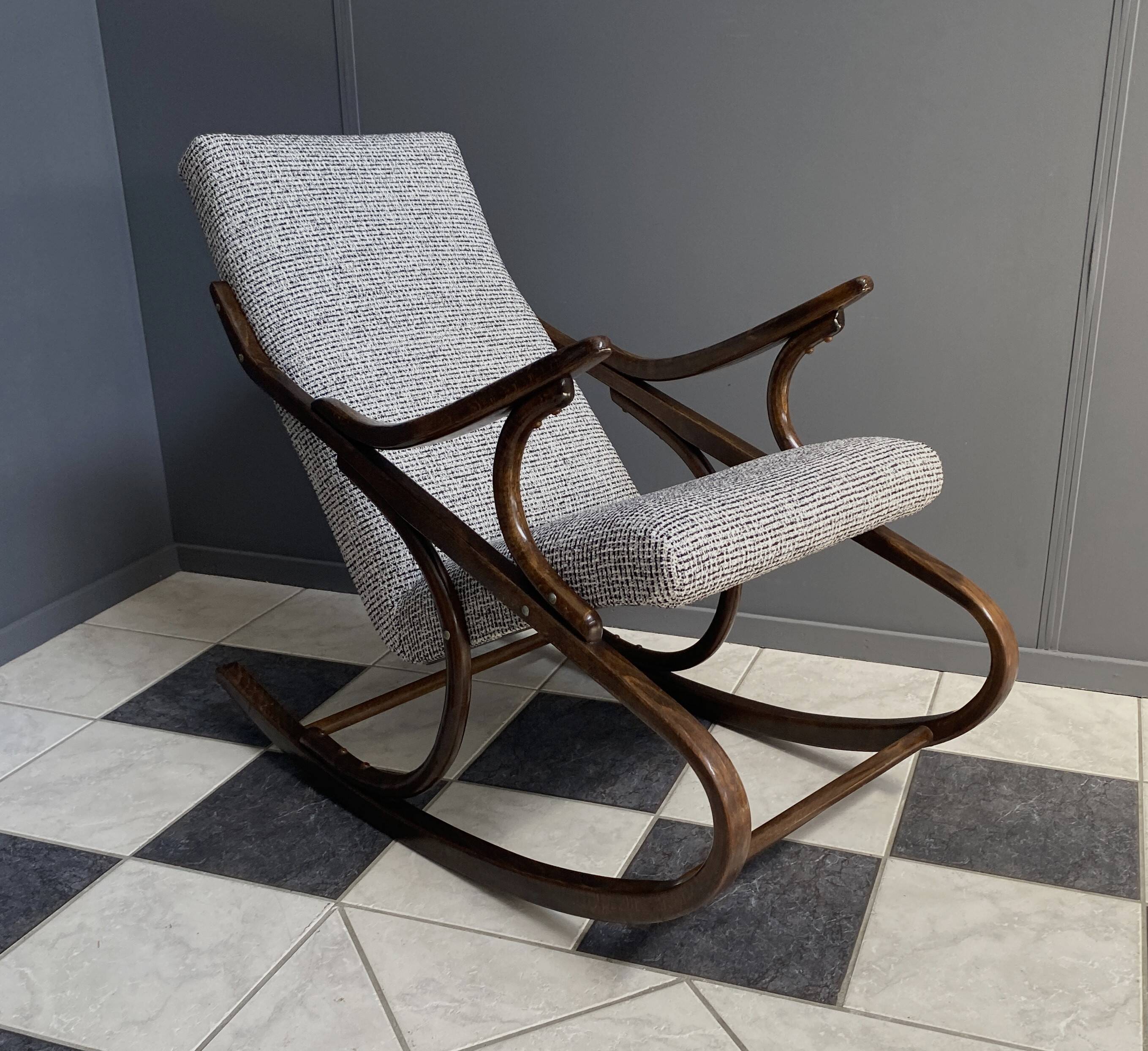 Fauteuil à bascule par TON / Thonet années 1960