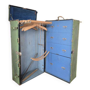 Hartmann travel trunk