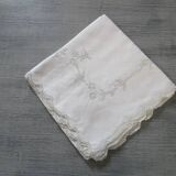 Antique embroidered tea cloth 100x100cm