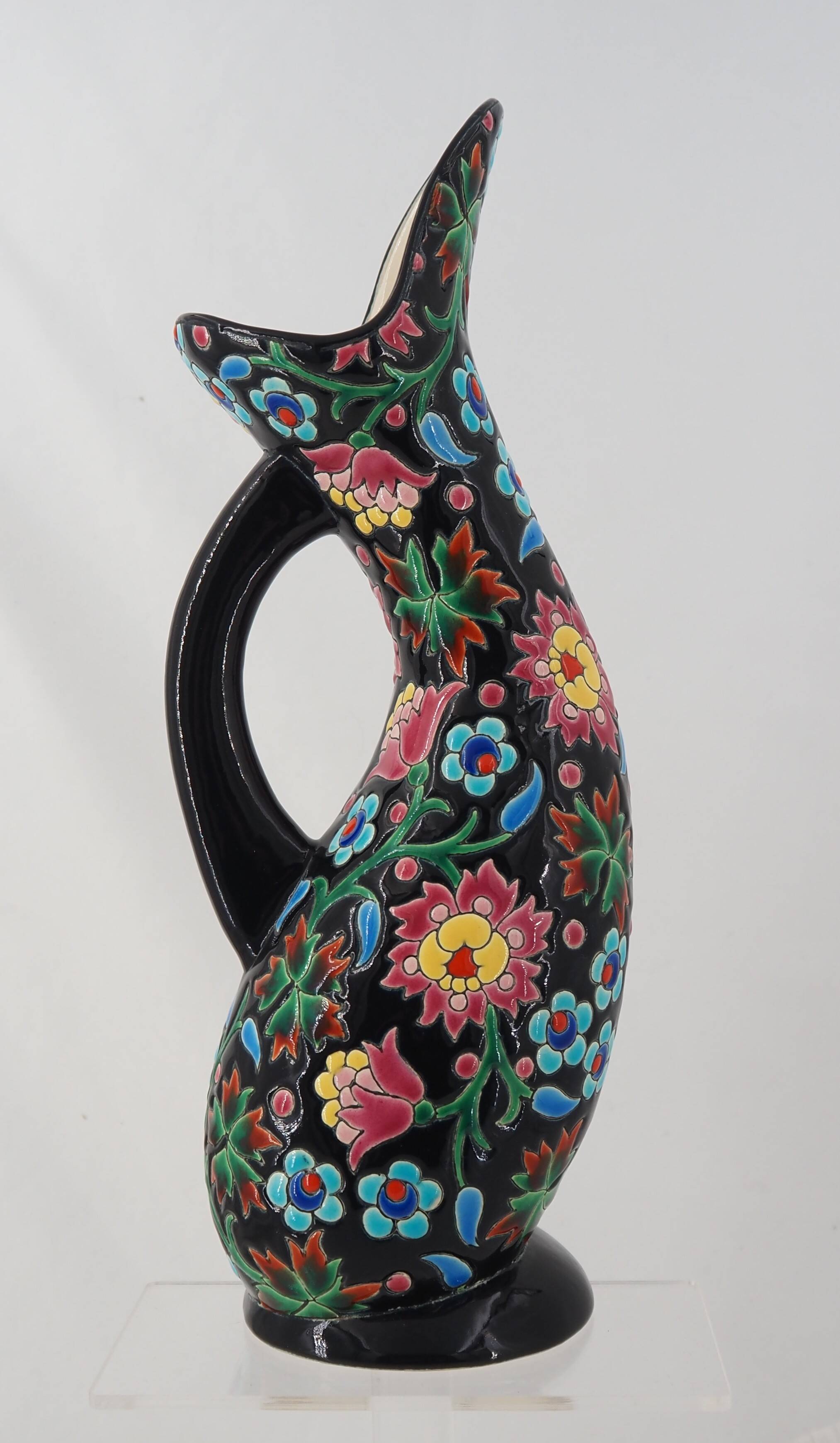 Beautiful Longwy enamel jug, signed, in excellent condition.