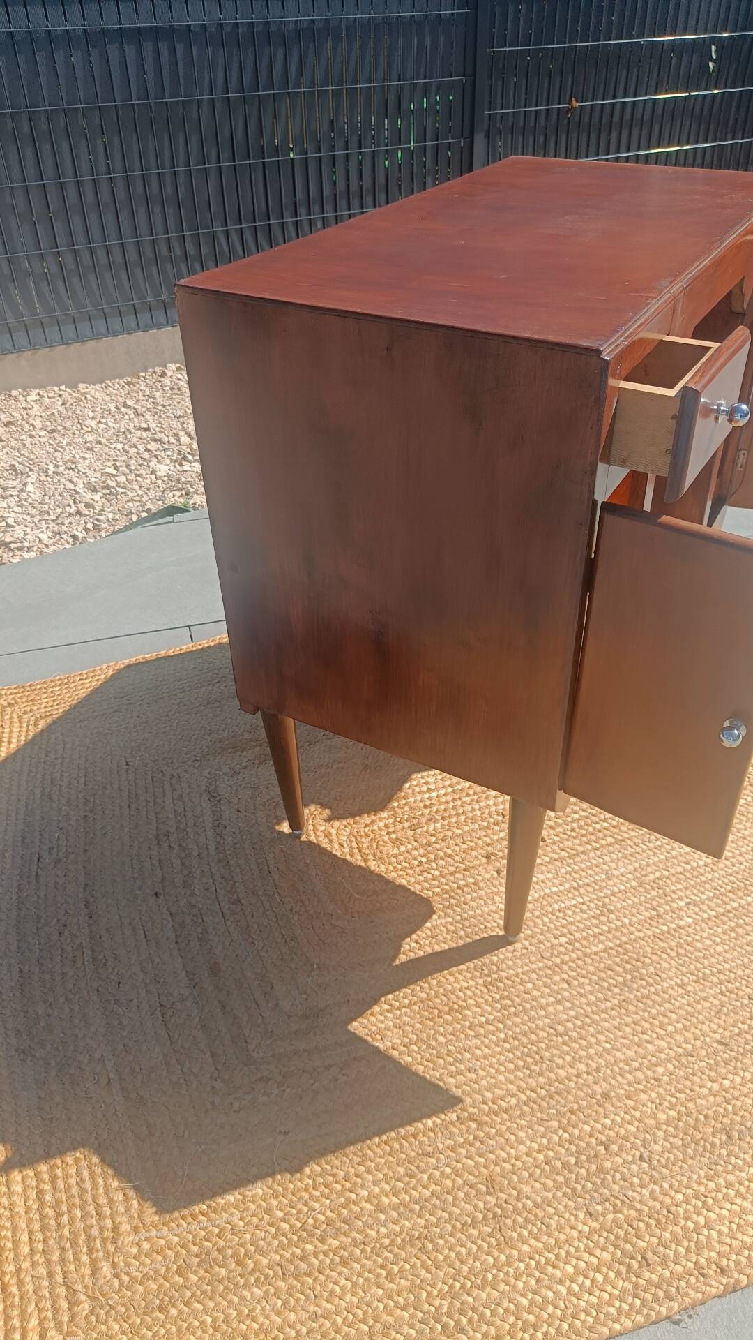 Bureau vintage artisanal en bois