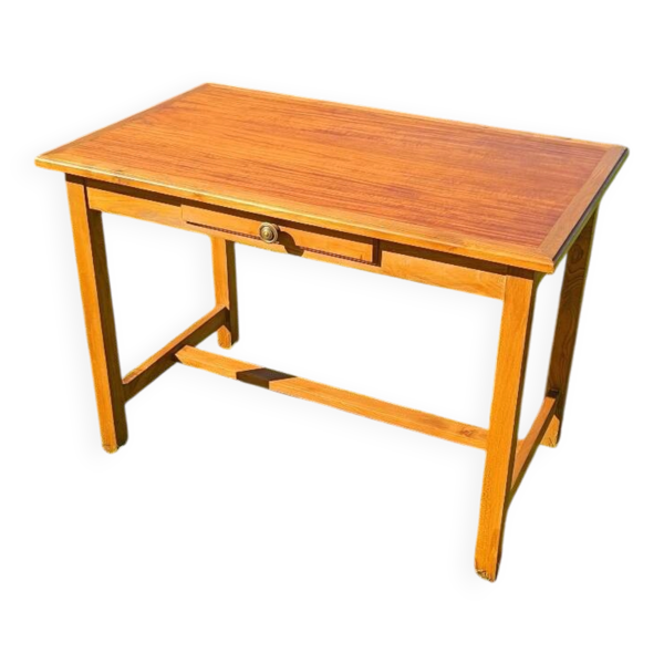 Bureau ancien en bois – style vintage & charme authentique