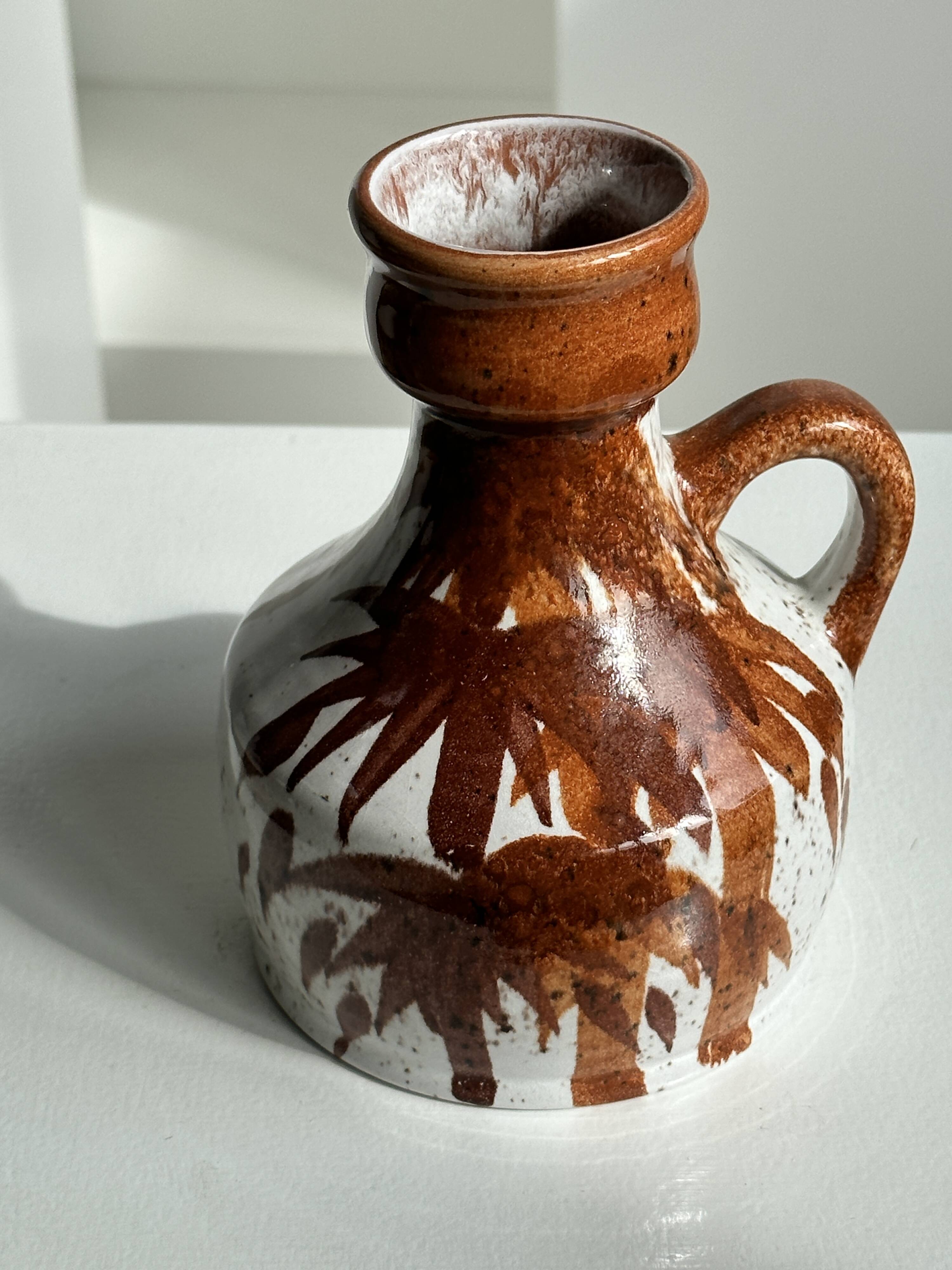 Small white and brown vase or pitcher West Germany H:15cm D:10.5cm