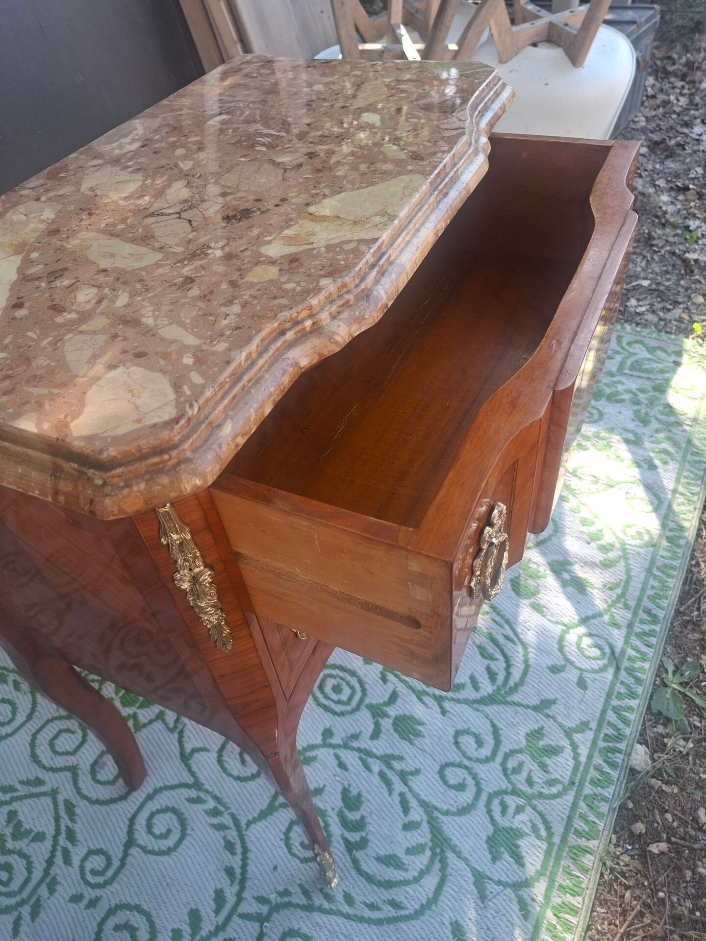 Commode en marqueterie 8