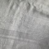 Square table MD 135x135 damassed