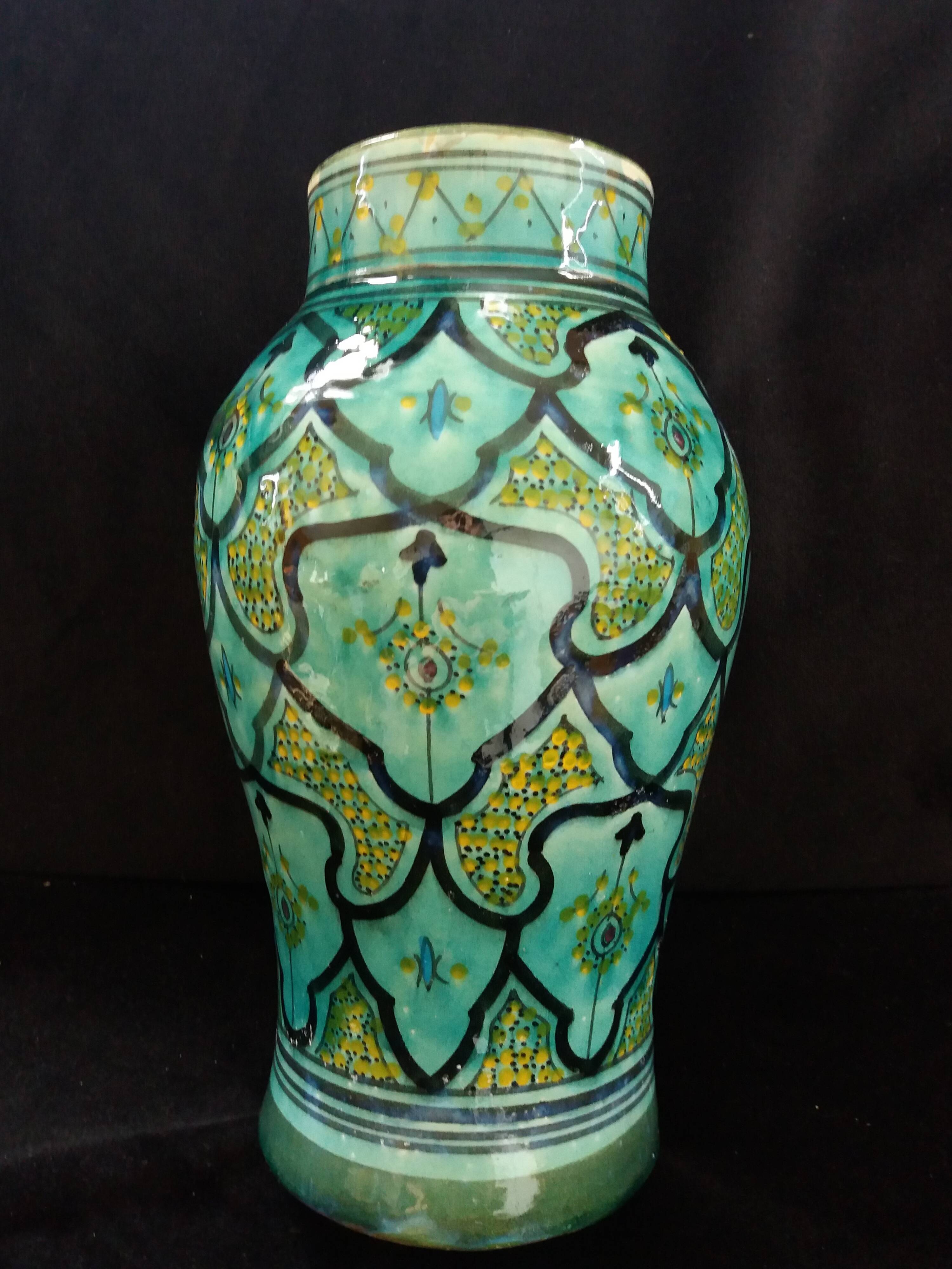 Handcrafted Safi turquoise vase signed