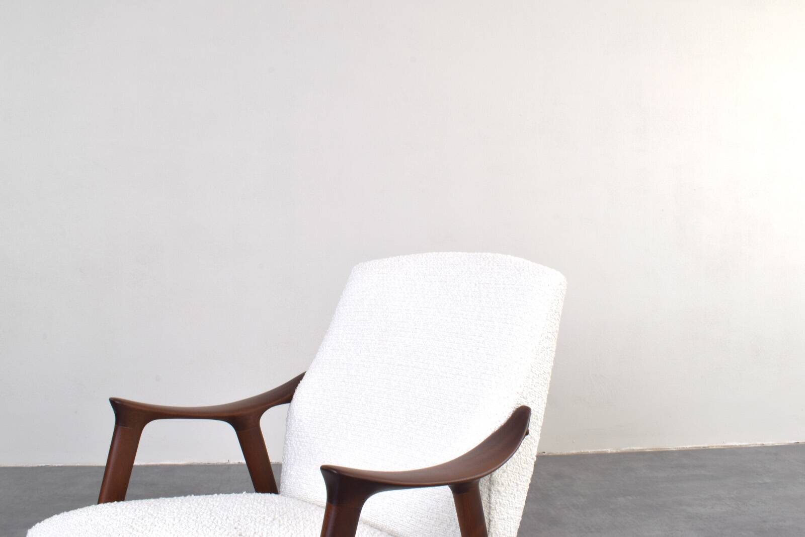 Mid-Century „Tenor” Teak & Boucle Armchair from Møre Lenestolfabrikk, 1960s