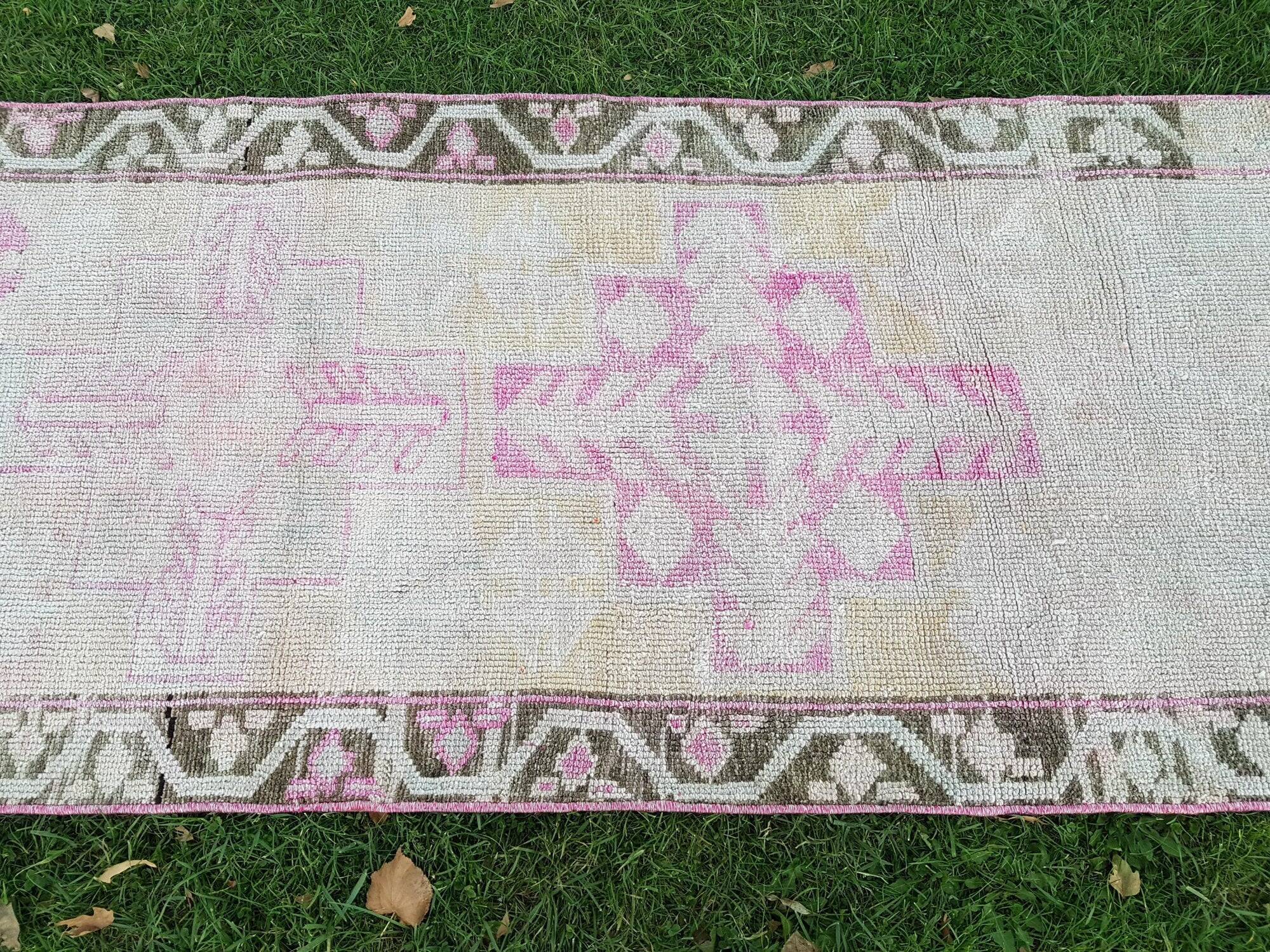 Vintage Turkish hallway rug 92x380 cm