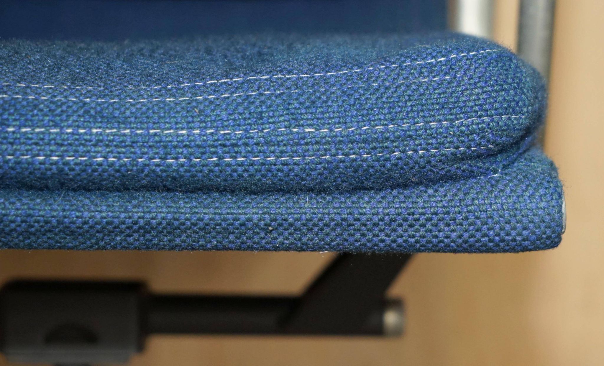Herman Miller Eames EA217 softpad office chair