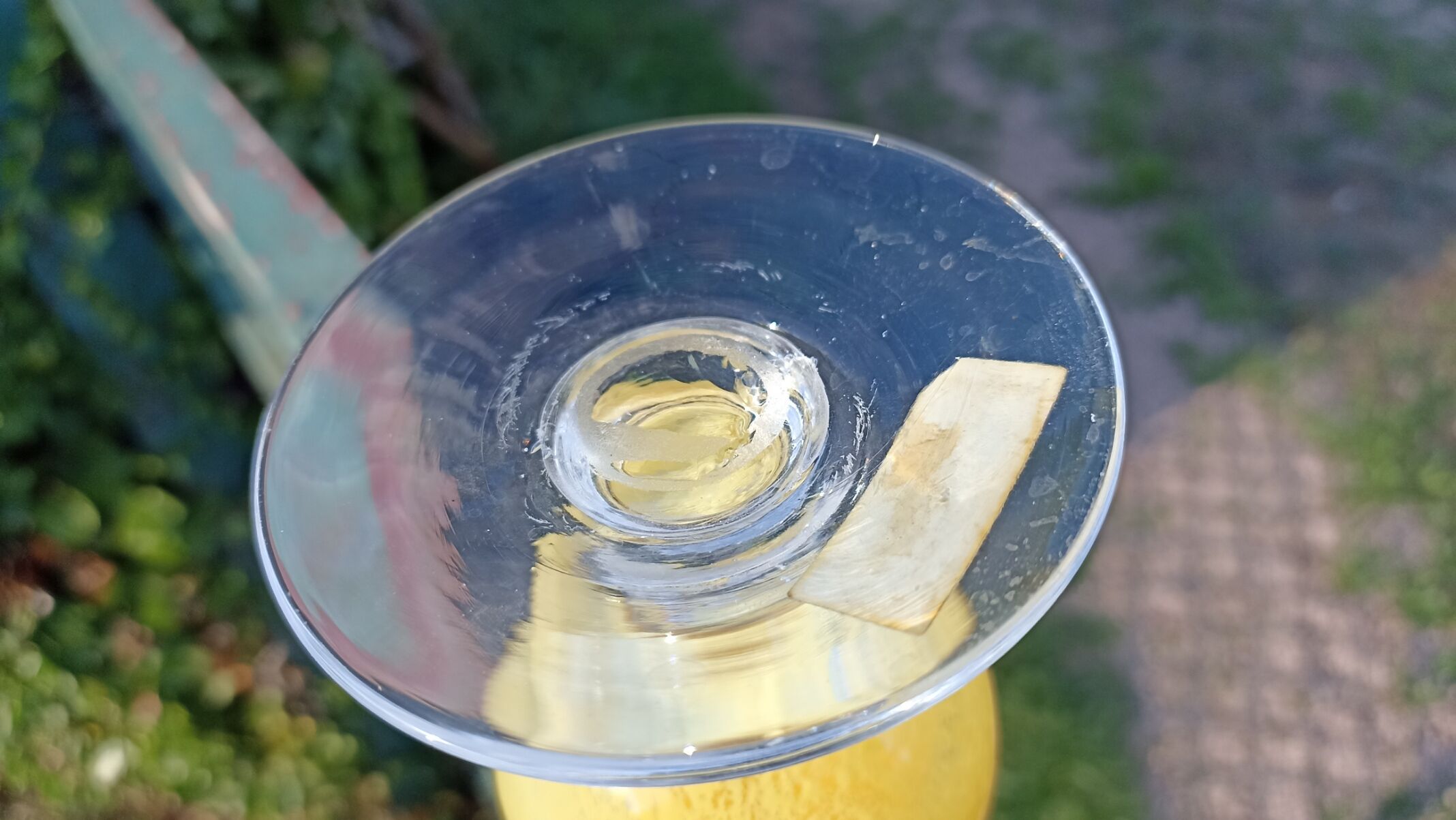 Yellow crystal vase - Cristallerie d'Aubusson