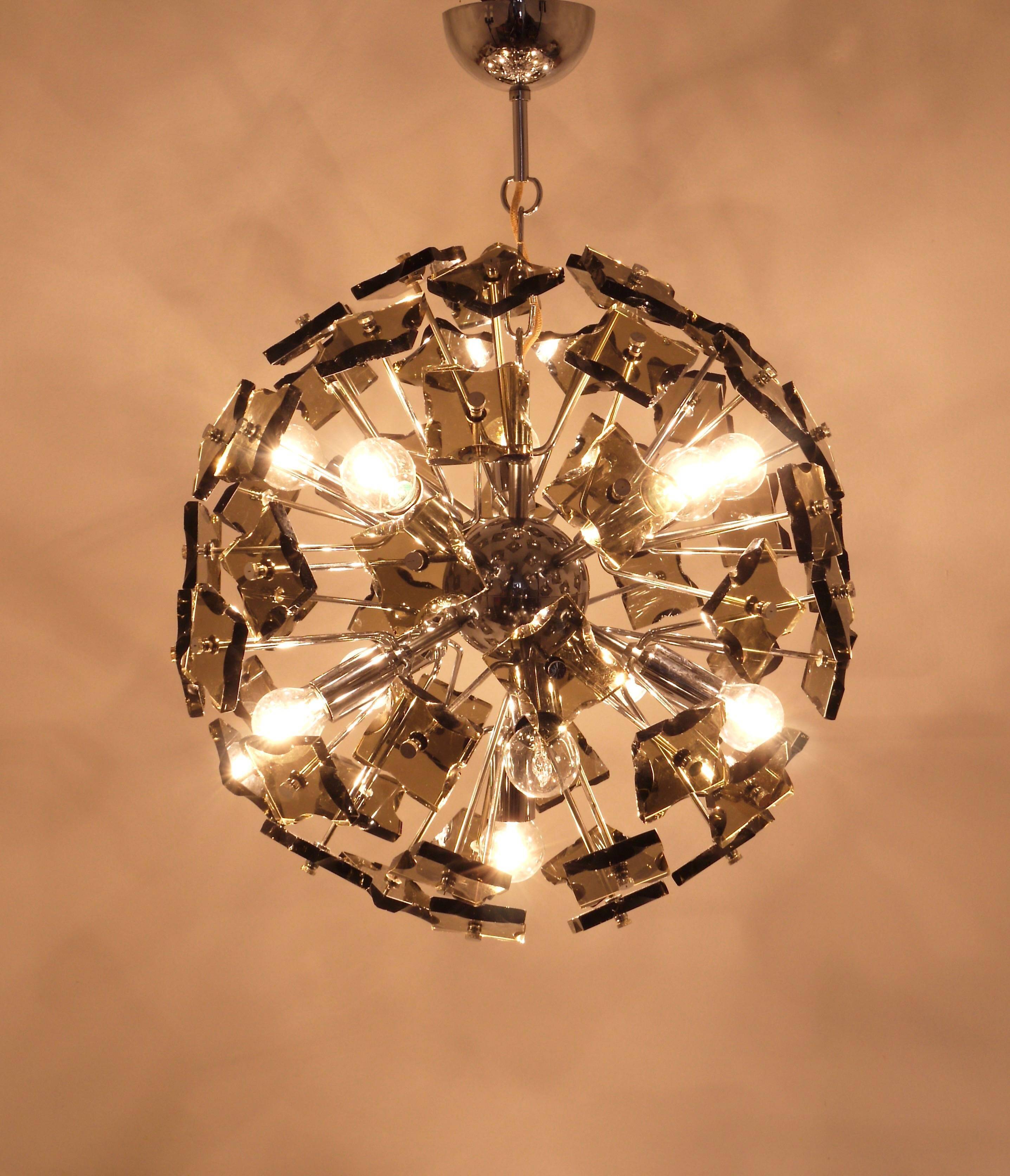 Cut glass Sputnik chandelier Fontana Arte Mid-20th century