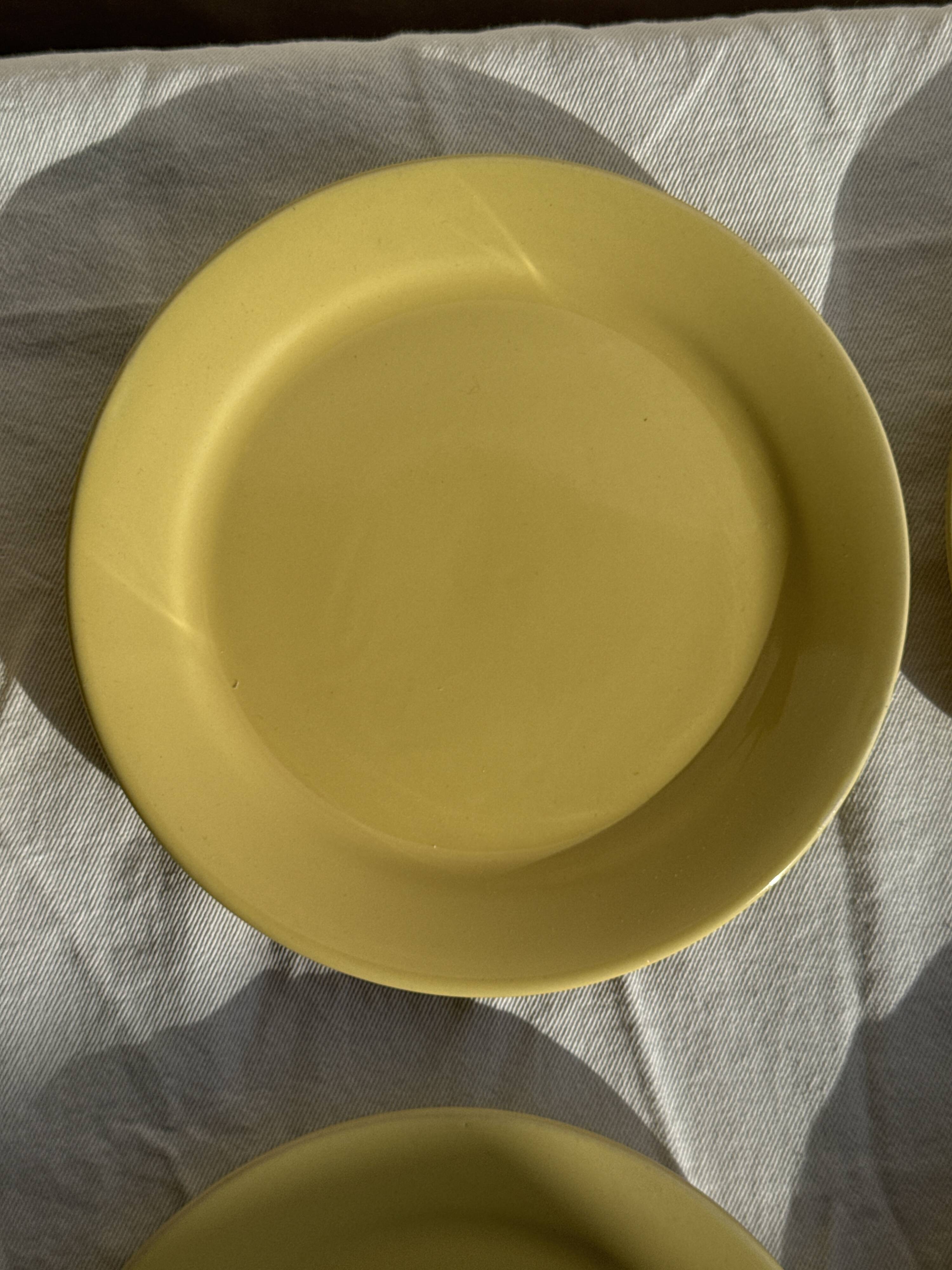 Set of 6 modern yellow dessert plates D19