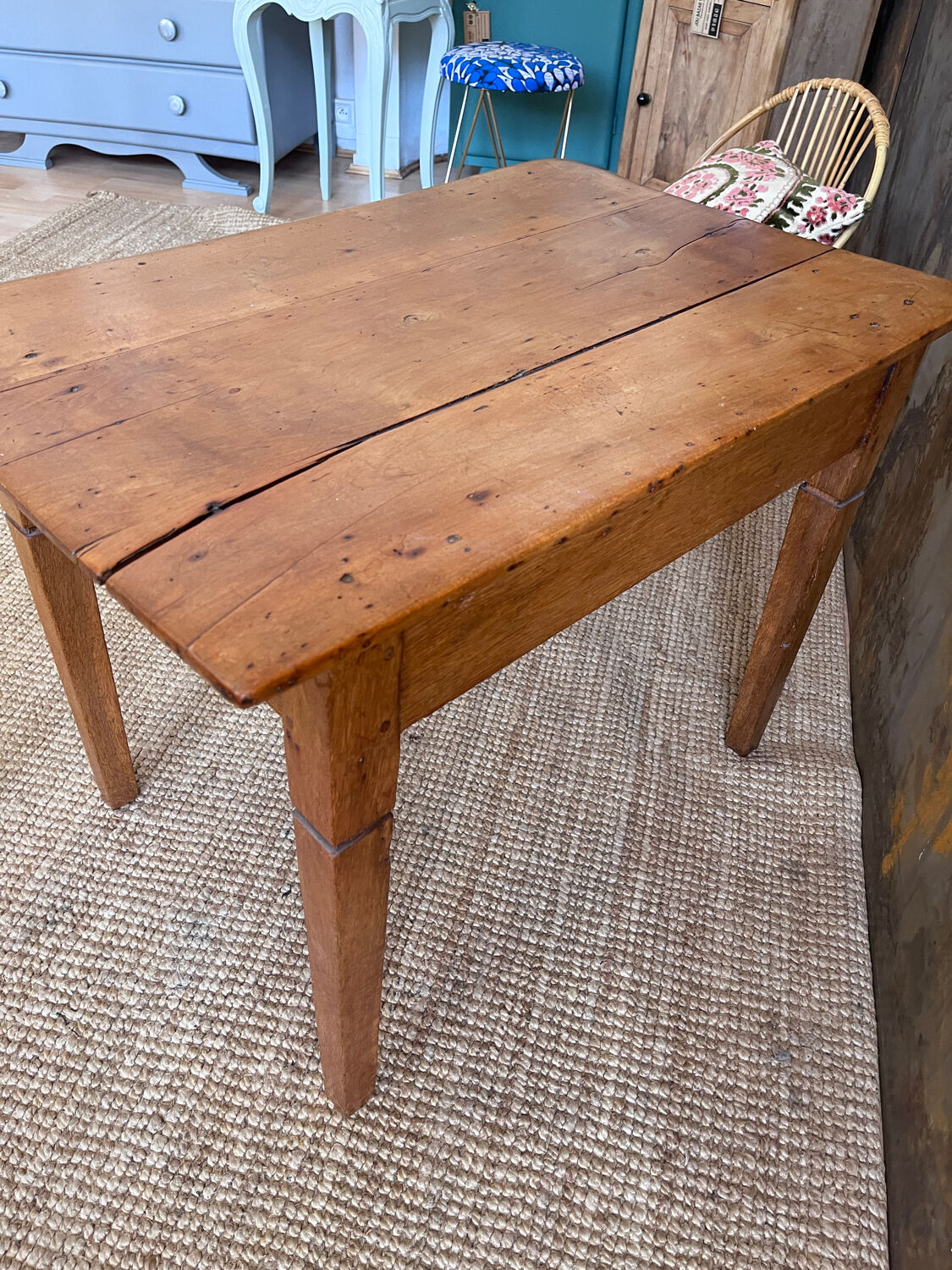 Small farmhouse table