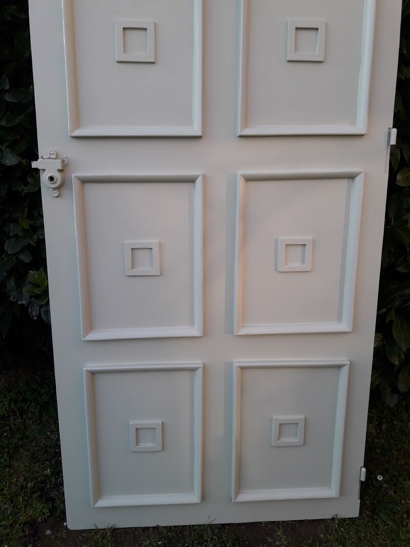 Door 231,5x94,5cm of communication formerly landing