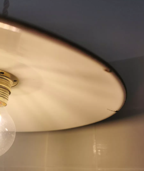 Suspension in enamelled sheet metal 1950