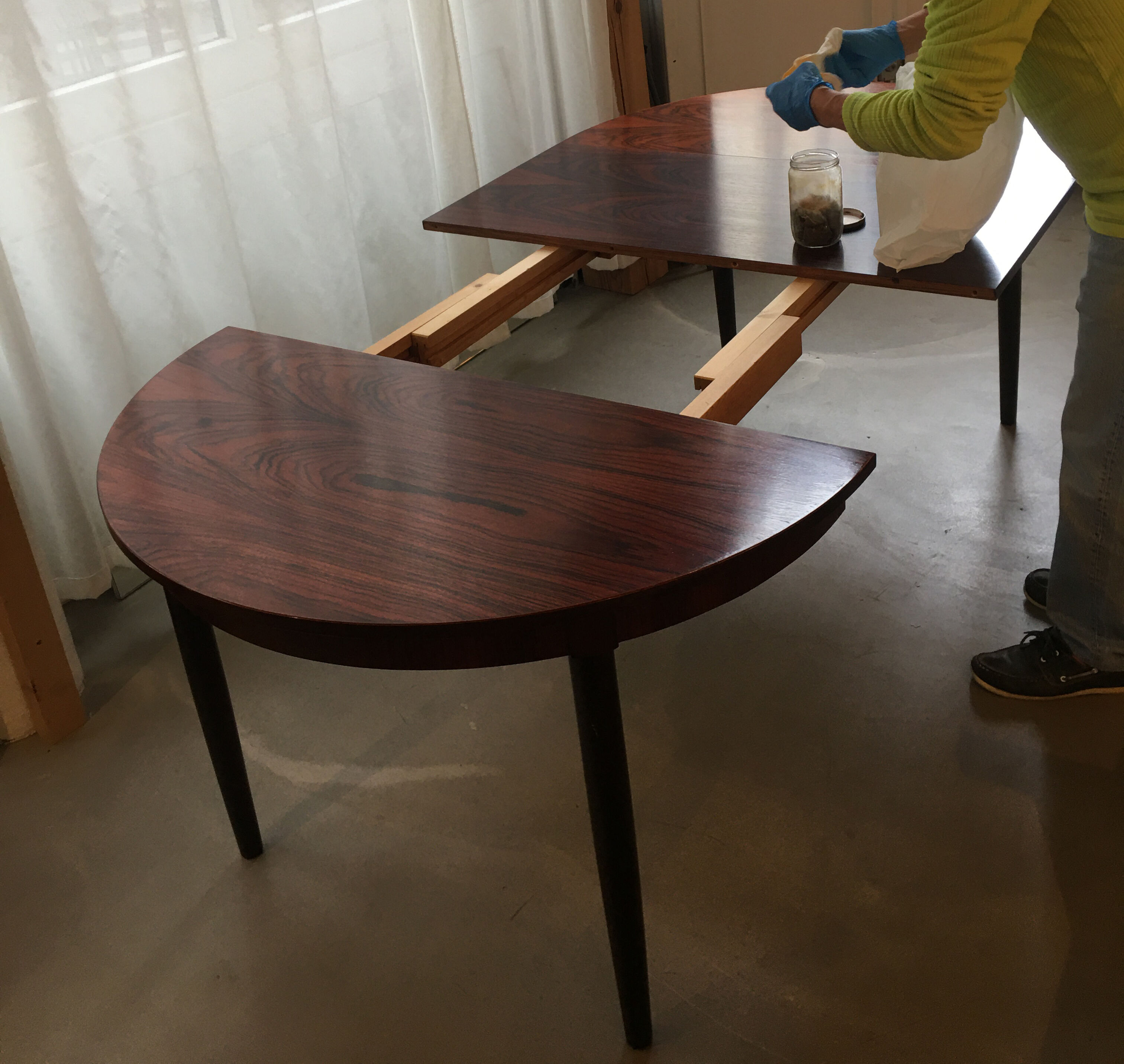 Dining room table, Danish rosewood , 60