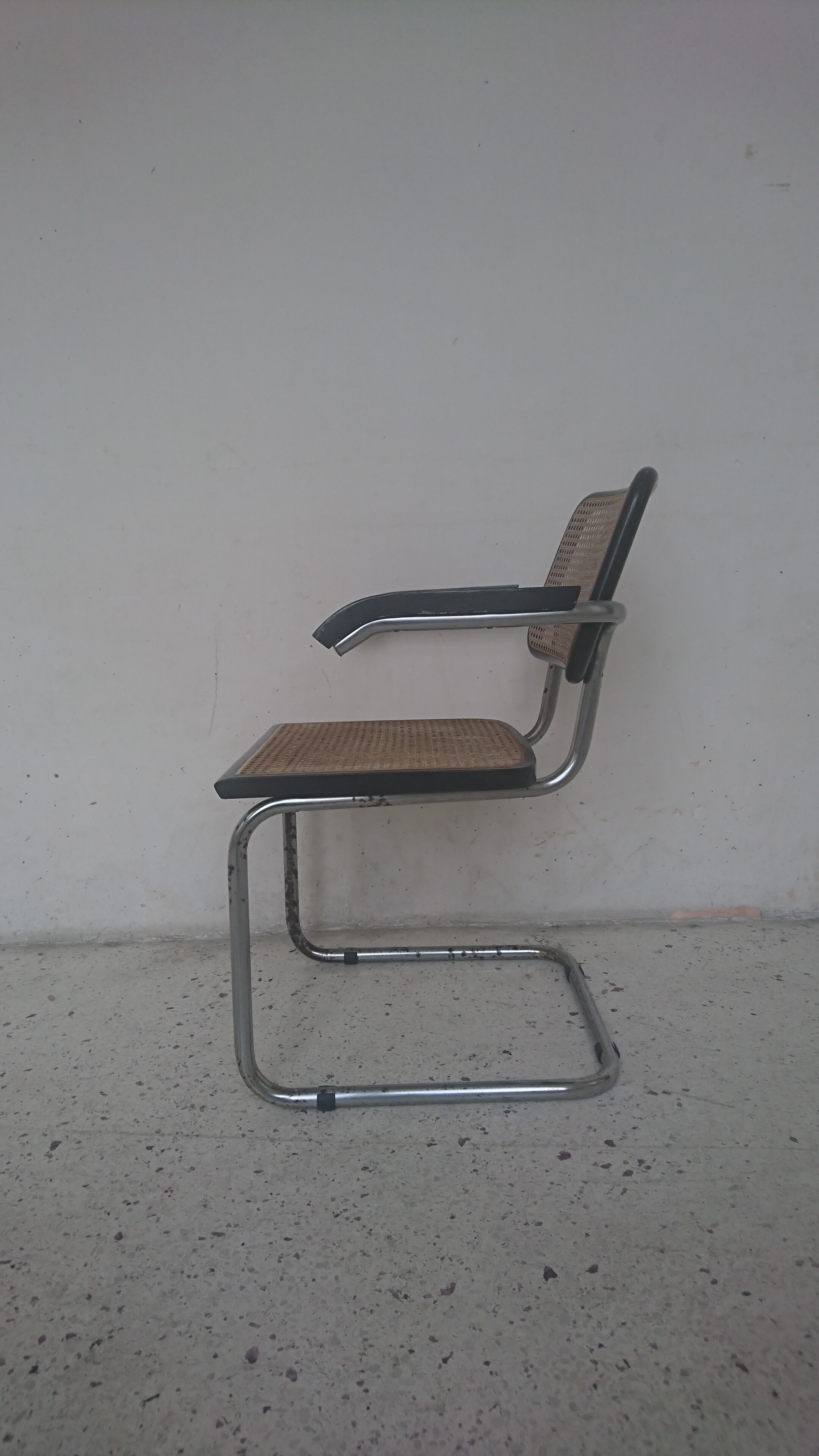 Paire de fauteuils Cesca B64 de Marcel Breuer