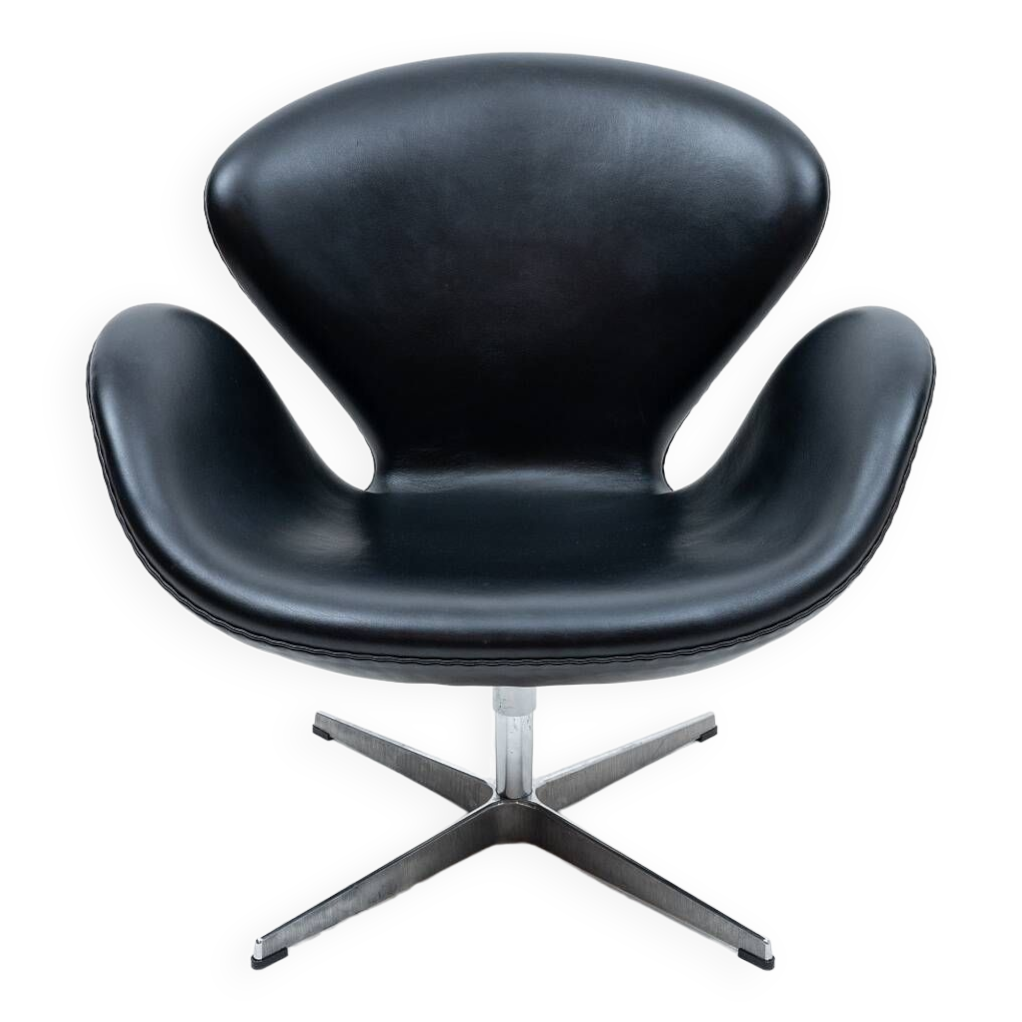 Danish Swan chair design Arne Jacobsen Fritz Hansen