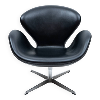 Chaise danoise Swan design Arne Jacobsen Fritz Hansen