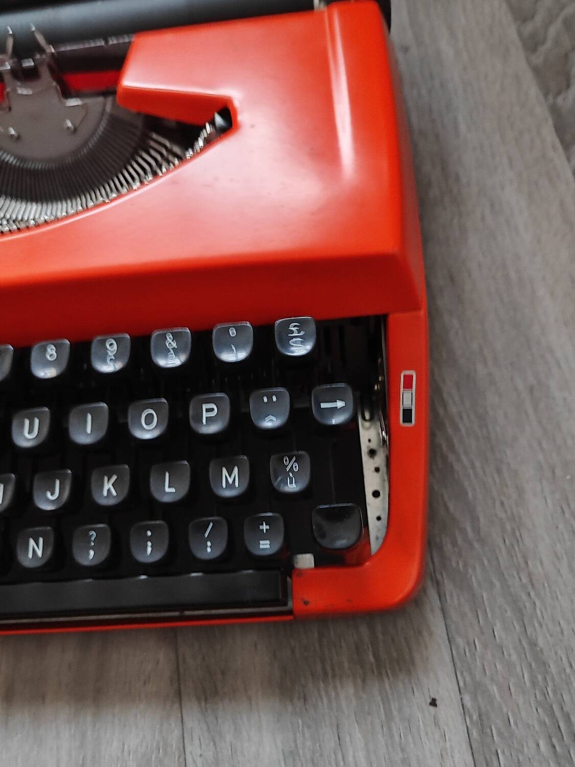 70s typewriter
